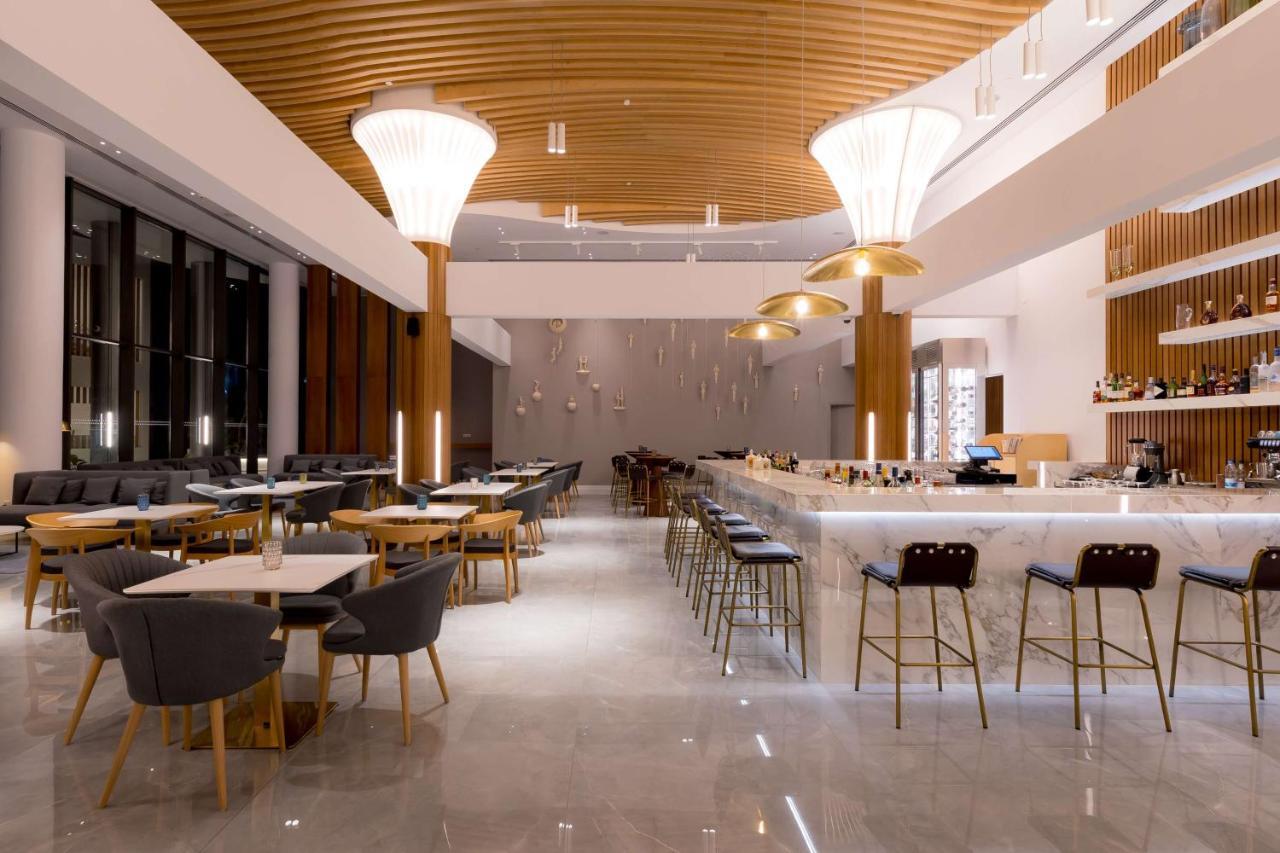 Radisson Beach Resort Lárnaka Kültér fotó