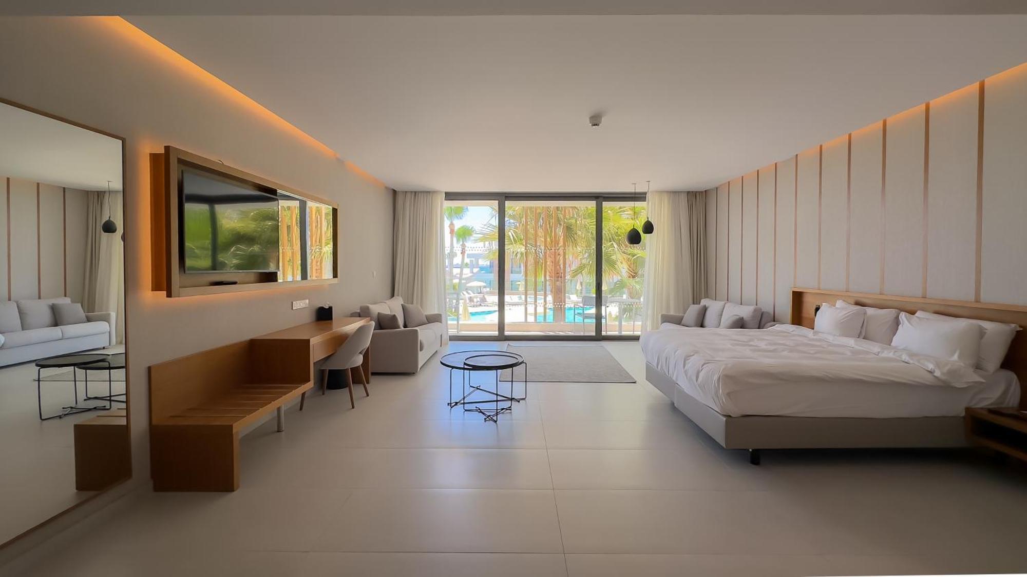Radisson Beach Resort Lárnaka Kültér fotó